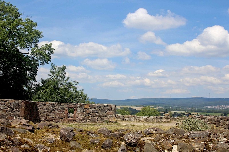 Ich genieße die Stille und den Blick in die Ferne. Und später nehme ich ein Vollbad. Foto: Sabine Caspar